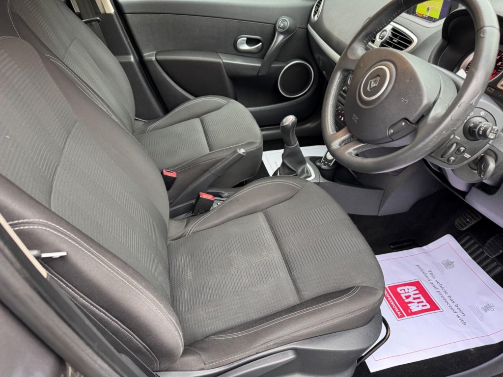 RENAULT CLIO 1.2 TCe Dynamique Euro 4 5dr 2010