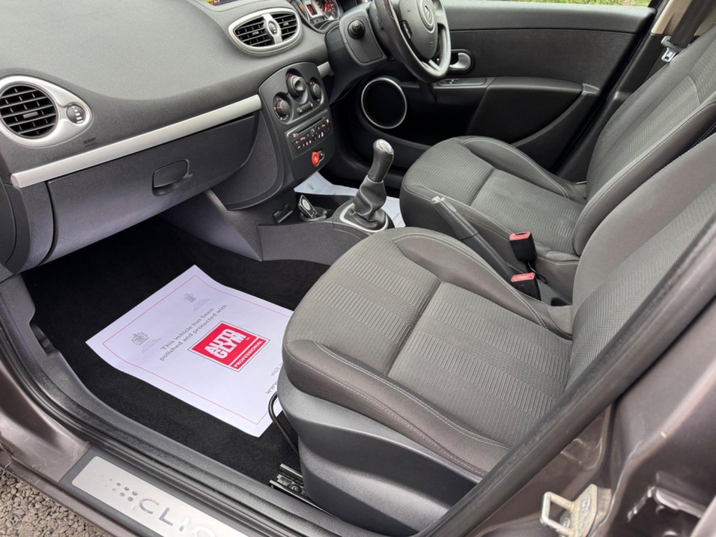 RENAULT CLIO 1.2 TCe Dynamique Euro 4 5dr 2010