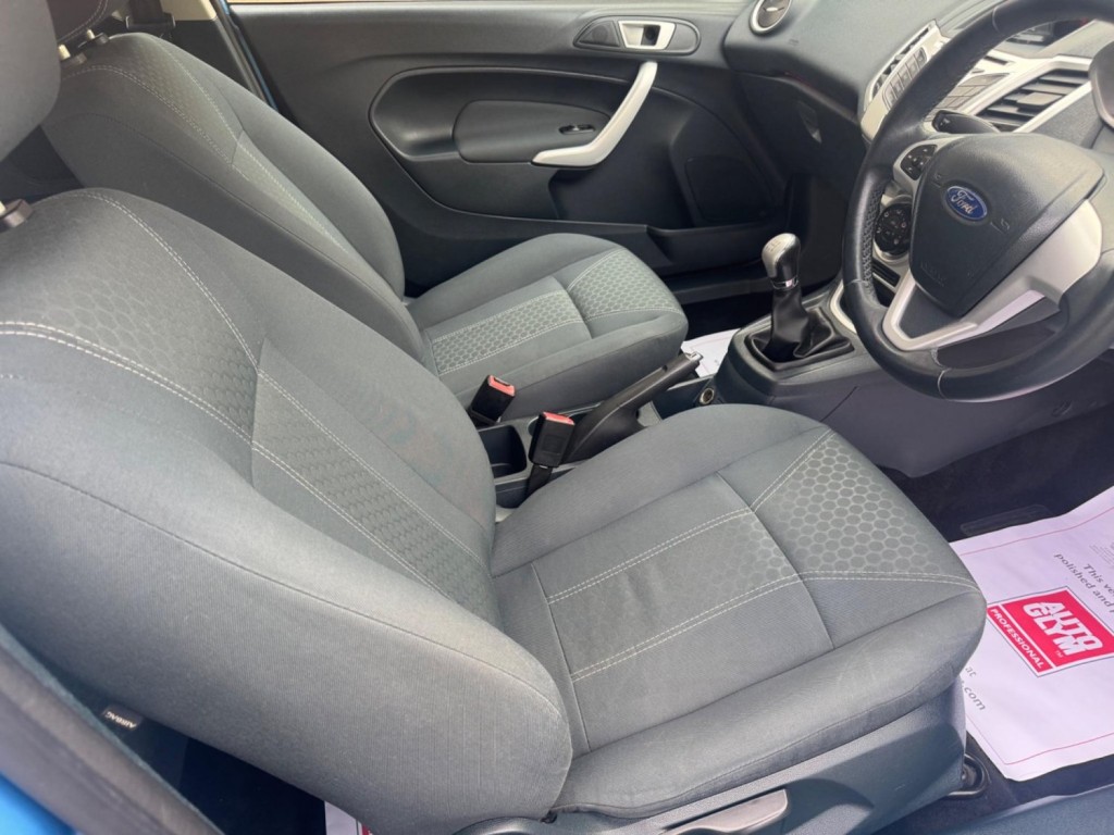 FORD FIESTA 1.4 TDCi DPF Zetec 3dr 2012