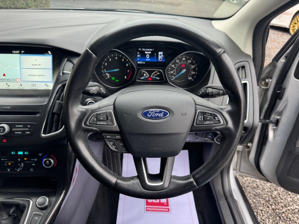 FORD FOCUS 1.0T EcoBoost Titanium Euro 6 (s/s) 5dr 2018