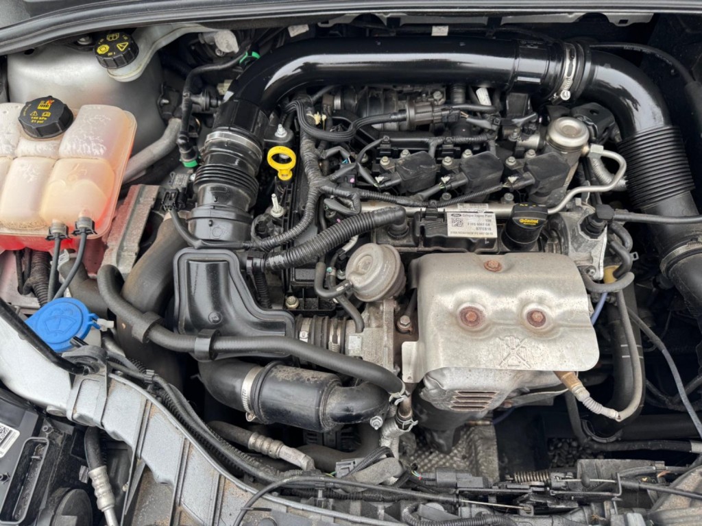 FORD FOCUS 1.0T EcoBoost Titanium Euro 6 (s/s) 5dr 2018