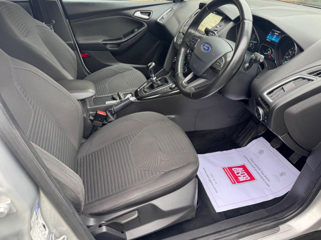 FORD FOCUS 1.0T EcoBoost Titanium Euro 6 (s/s) 5dr 2018