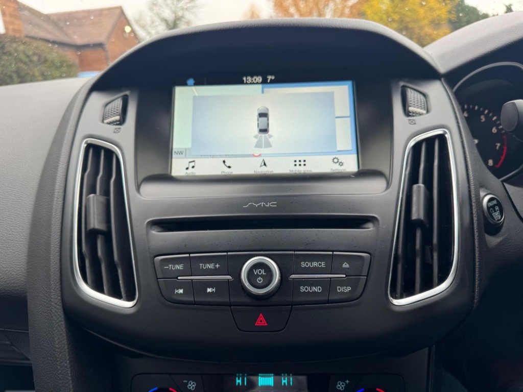 FORD FOCUS 1.0T EcoBoost Titanium Euro 6 (s/s) 5dr 2018