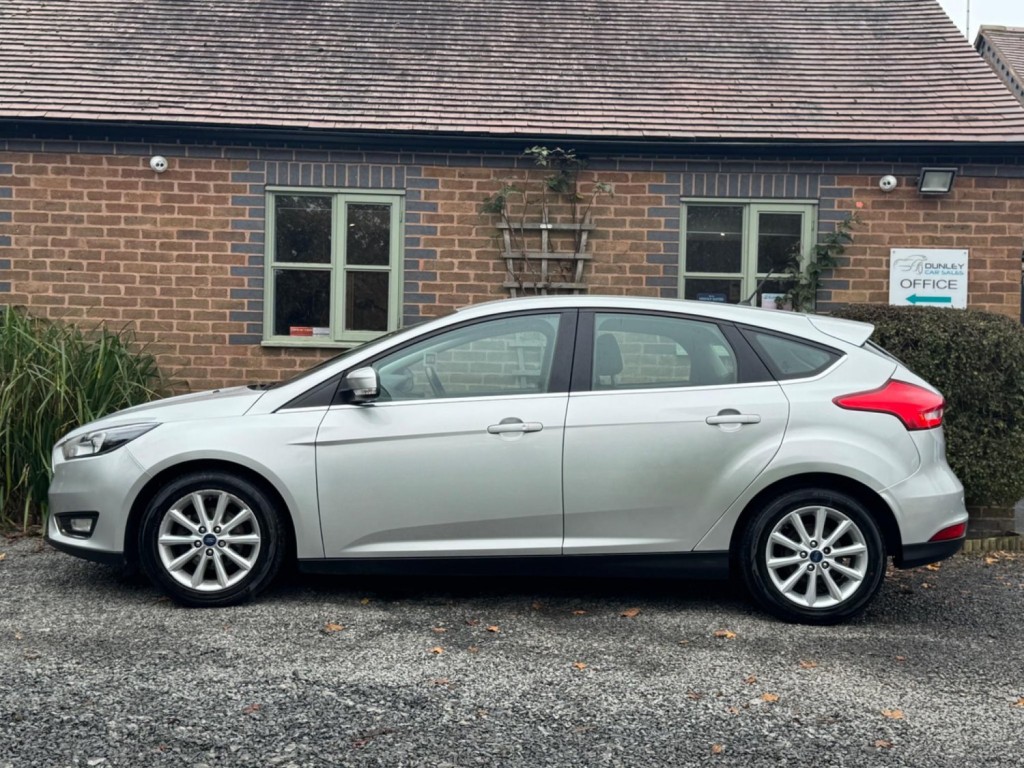 FORD FOCUS 1.0T EcoBoost Titanium Euro 6 (s/s) 5dr 2018