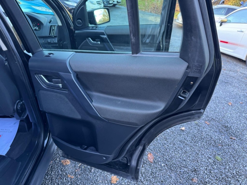 LAND ROVER FREELANDER 2 2.2 TD4 S 4WD Euro 5 (s/s) 5dr 2012