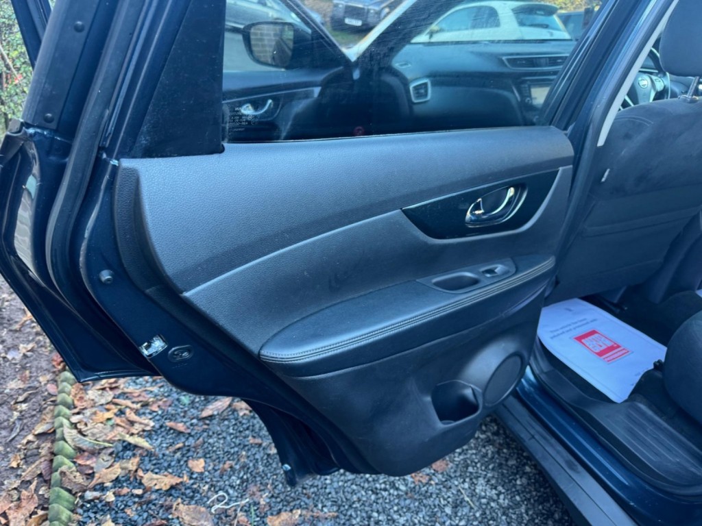 NISSAN X-TRAIL 1.6 dCi n-tec Euro 6 (s/s) 5dr 2016