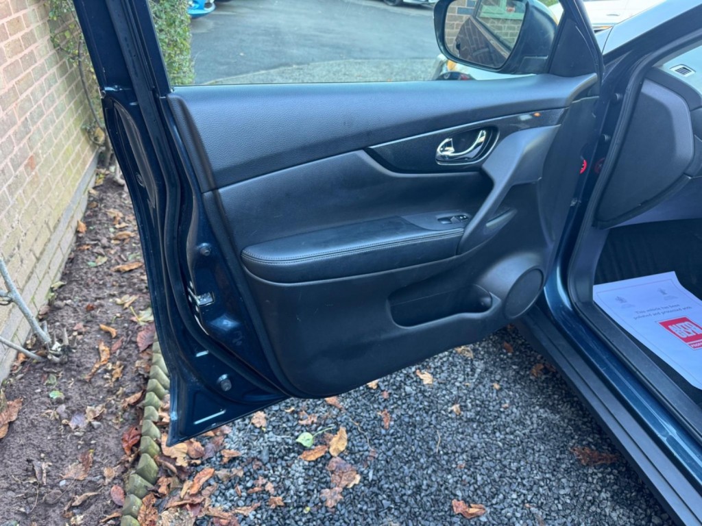 NISSAN X-TRAIL 1.6 dCi n-tec Euro 6 (s/s) 5dr 2016