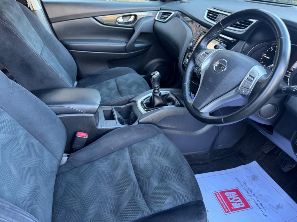 NISSAN X-TRAIL 1.6 dCi n-tec Euro 6 (s/s) 5dr 2016