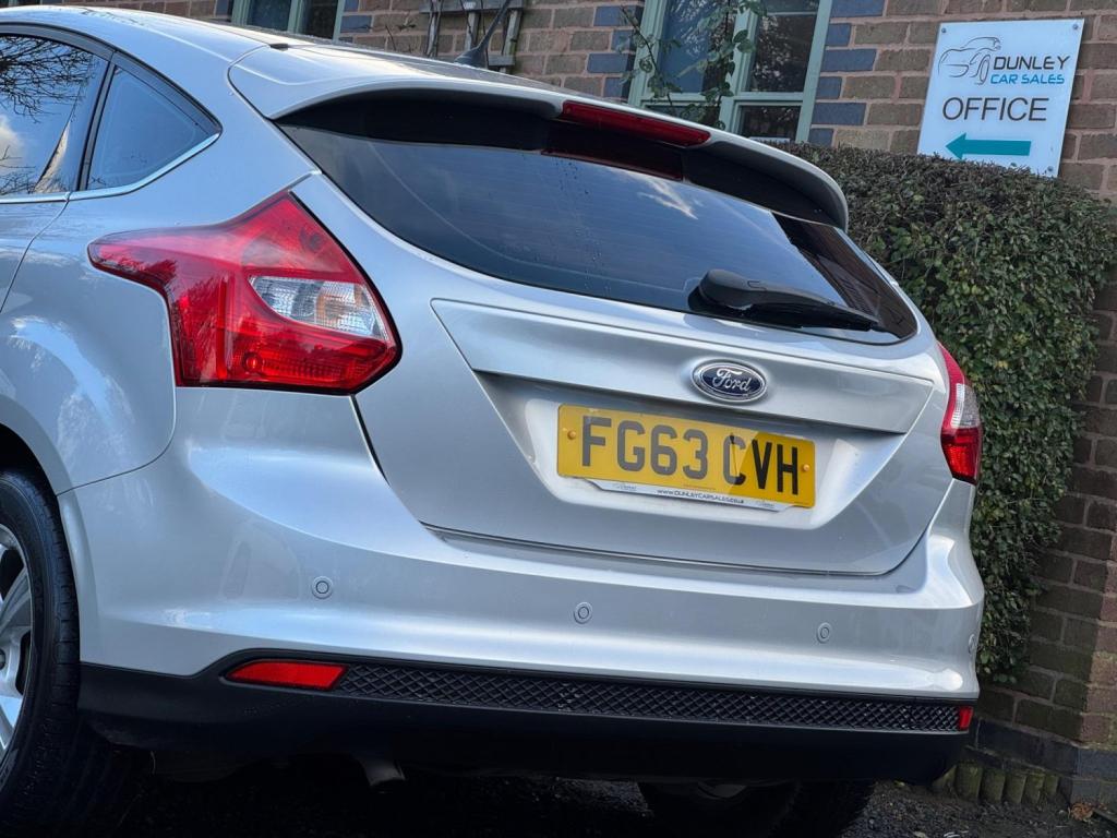 FORD FOCUS 1.0T EcoBoost Zetec Euro 5 (s/s) 5dr 2013