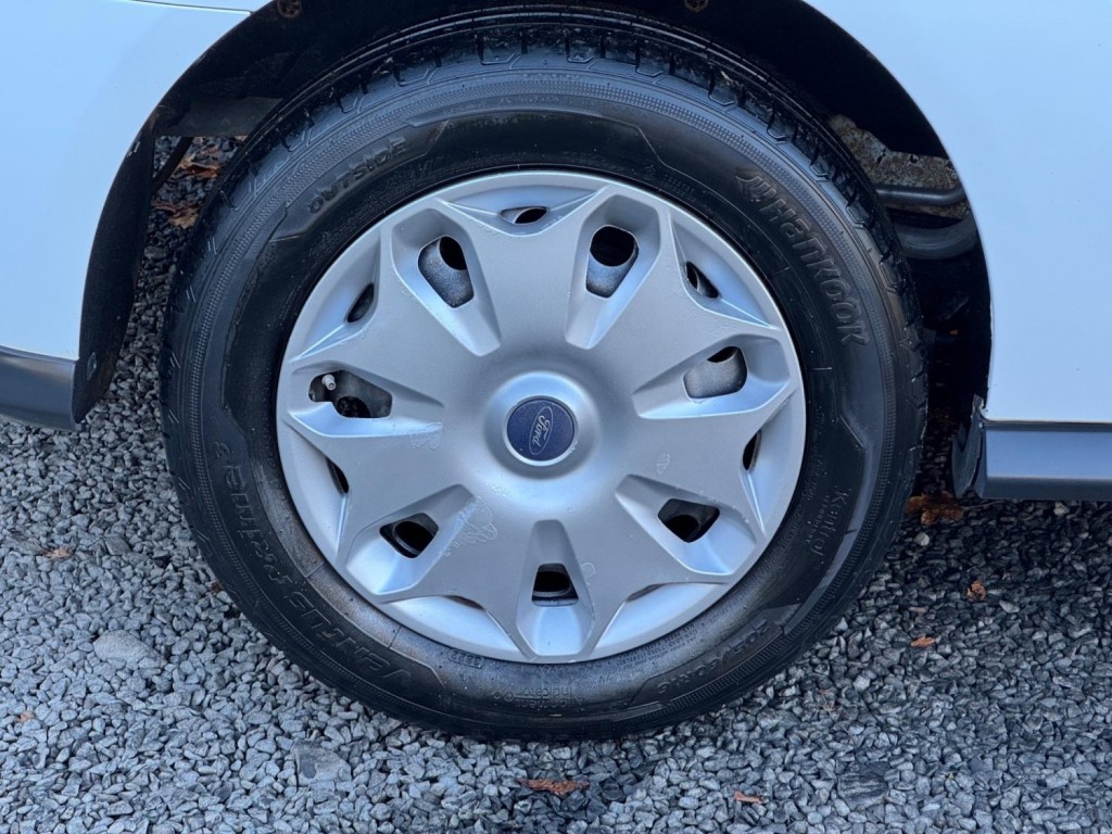 FORD TRANSIT CONNECT 1.5 TDCi 200 Trend L1 H1 5dr 2017