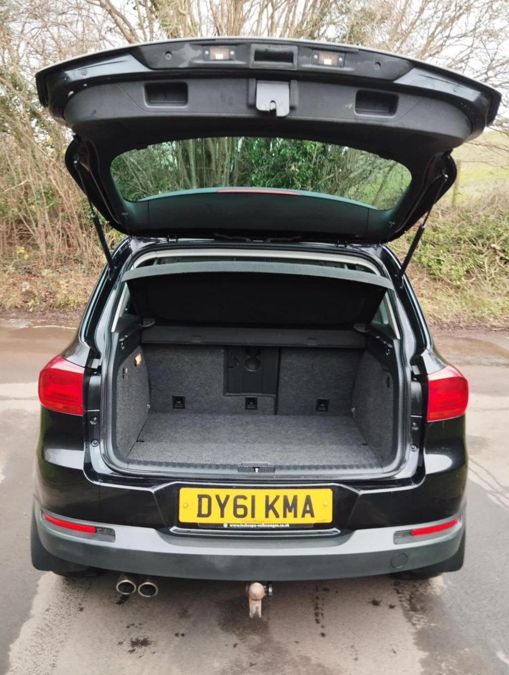 VOLKSWAGEN TIGUAN 2.0 TDI Sport 4WD Euro 5 5dr 2012