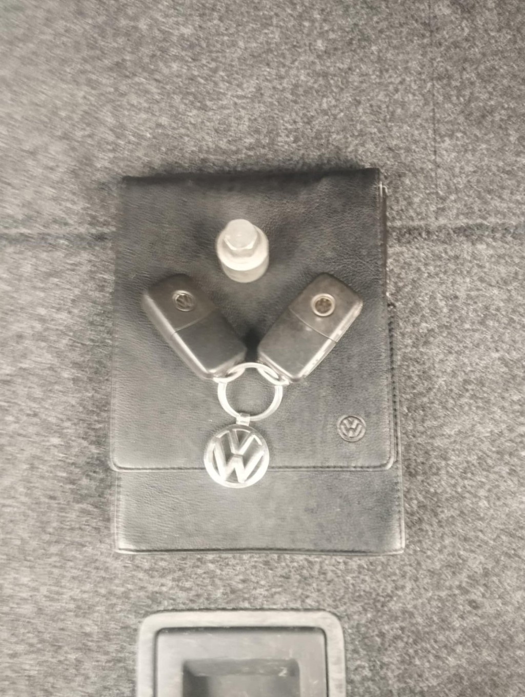 VOLKSWAGEN TIGUAN 2.0 TDI Sport 4WD Euro 5 5dr 2012