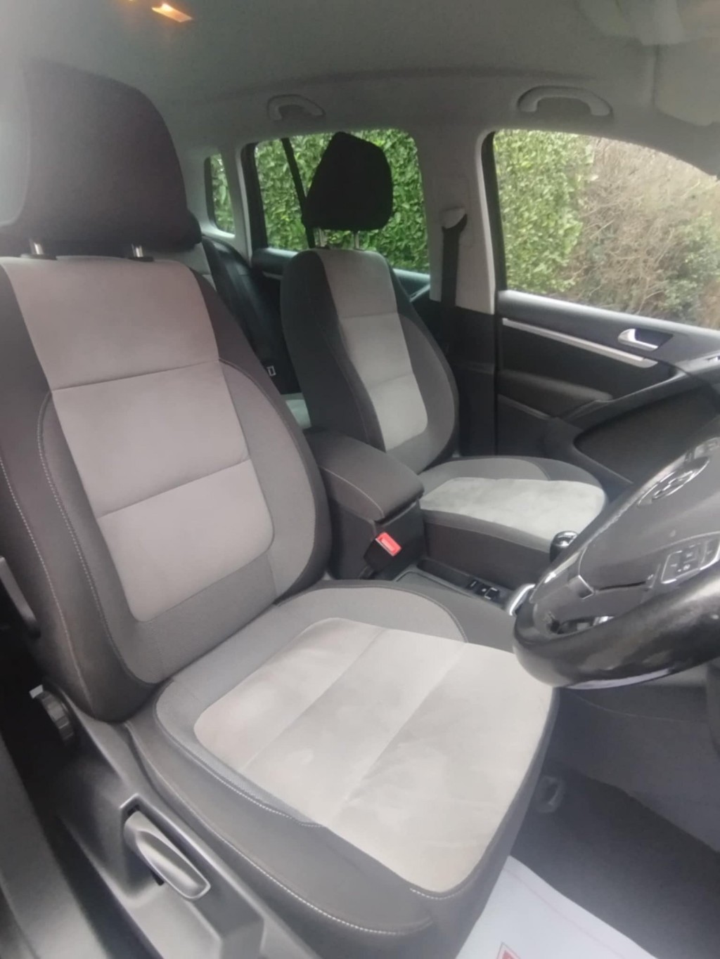 VOLKSWAGEN TIGUAN 2.0 TDI Sport 4WD Euro 5 5dr 2012