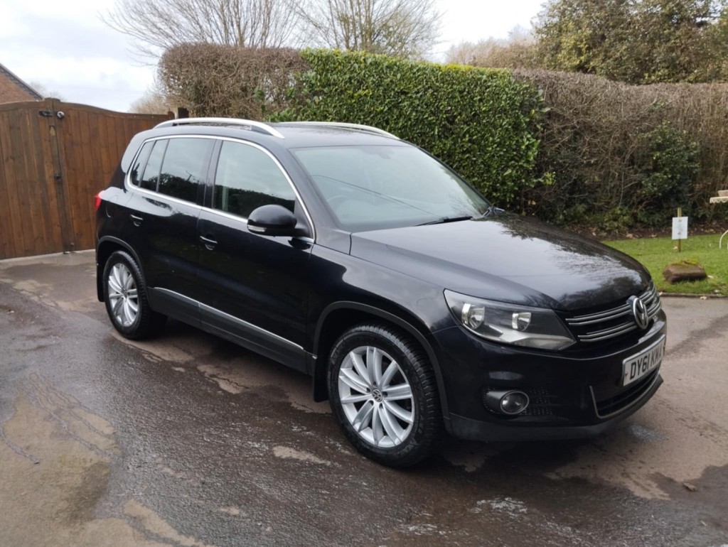 VOLKSWAGEN TIGUAN 2.0 TDI Sport 4WD Euro 5 5dr 2012