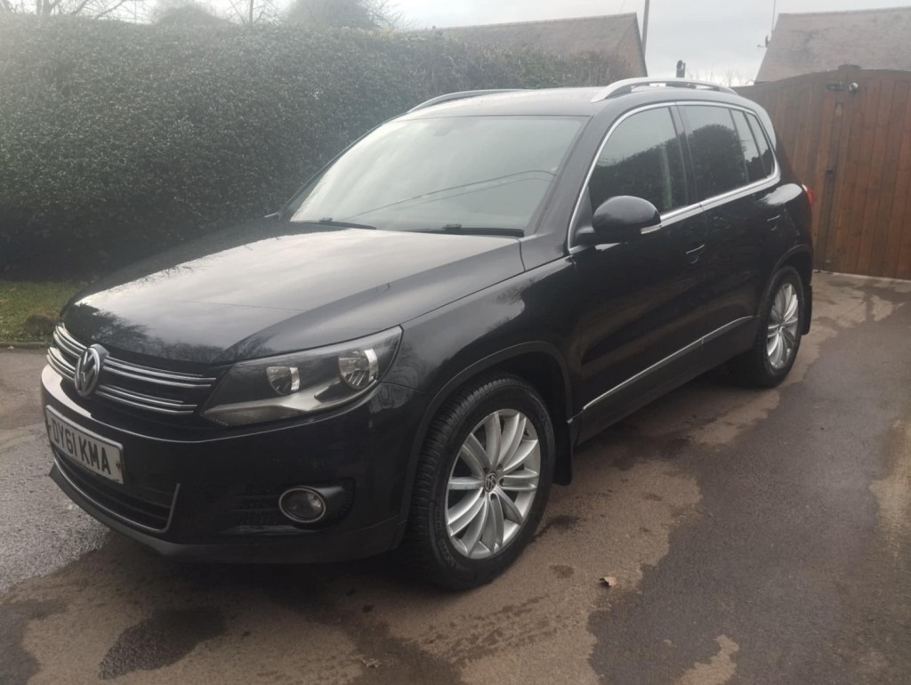 VOLKSWAGEN TIGUAN 2.0 TDI Sport 4WD Euro 5 5dr 2012