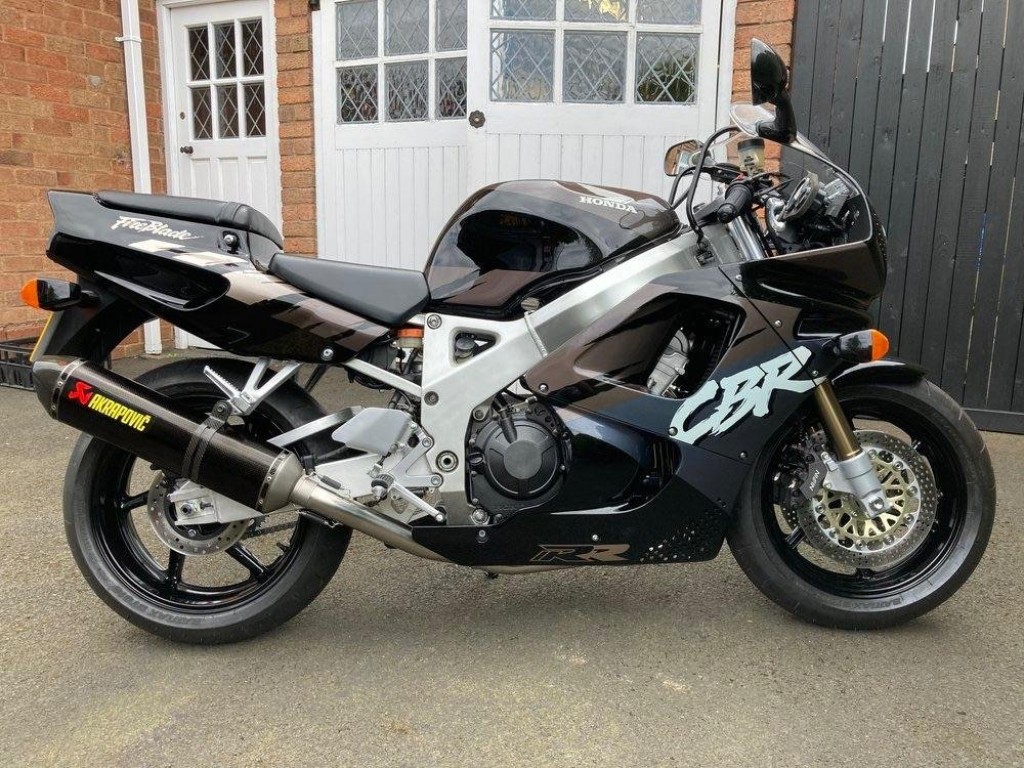 HONDA CBR900RR Fireblade  1992
