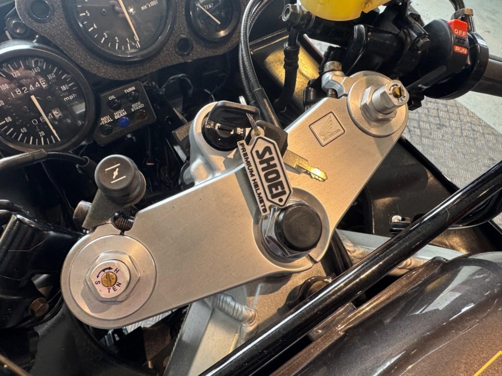 HONDA CBR900RR Fireblade  1992