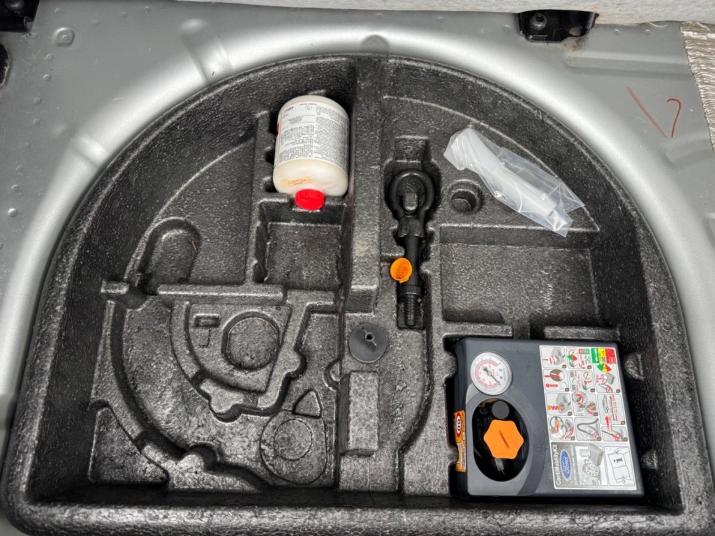 FORD FIESTA 1.0T EcoBoost Zetec Euro 5 (s/s) 3dr 2013