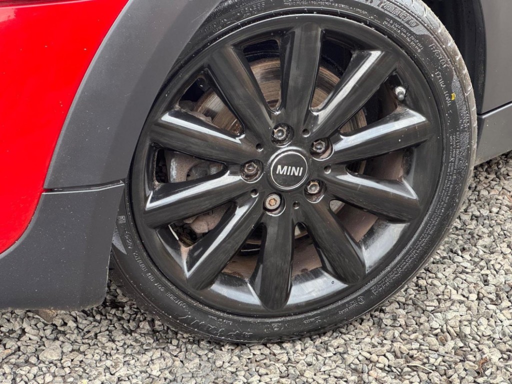MINI HATCH 2.0 Cooper SD Euro 6 (s/s) 5dr 2015