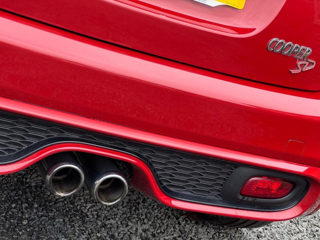 MINI HATCH 2.0 Cooper SD Euro 6 (s/s) 5dr 2015