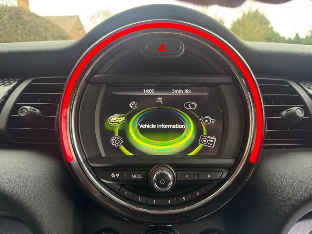 MINI HATCH 2.0 Cooper SD Euro 6 (s/s) 5dr 2015