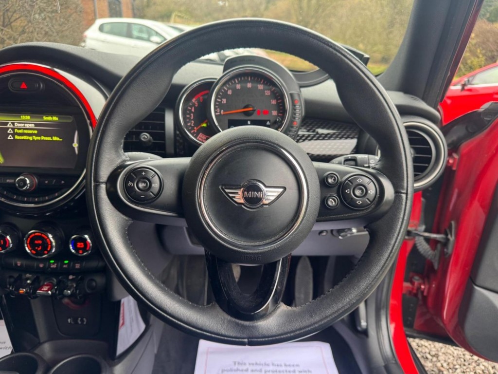 MINI HATCH 2.0 Cooper SD Euro 6 (s/s) 5dr 2015