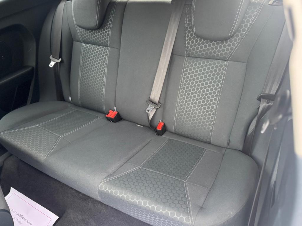 FORD FIESTA 1.4 Titanium 3dr 2012