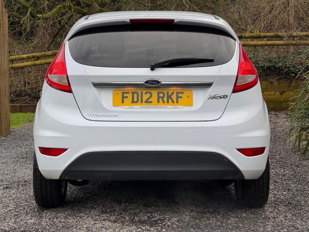 FORD FIESTA 1.4 Titanium 3dr 2012