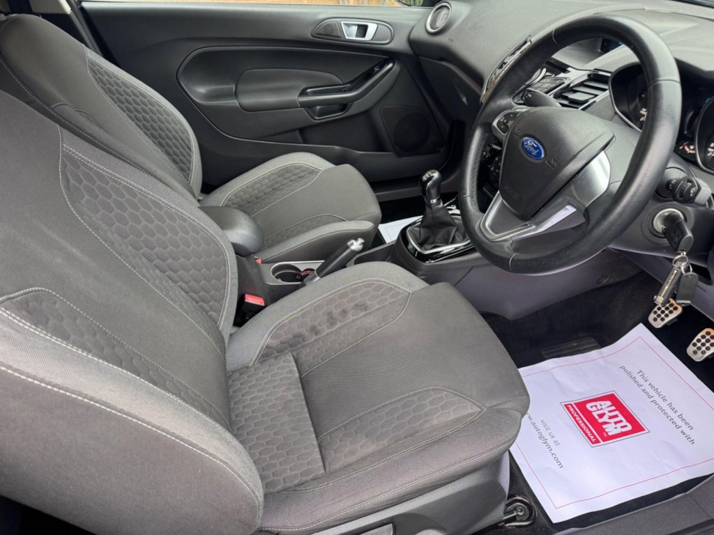 FORD FIESTA 1.6 TDCi Zetec S Euro 5 3dr 2013