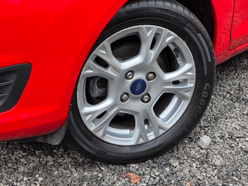 FORD FIESTA 1.5 TDCi Style Euro 6 5dr 2015