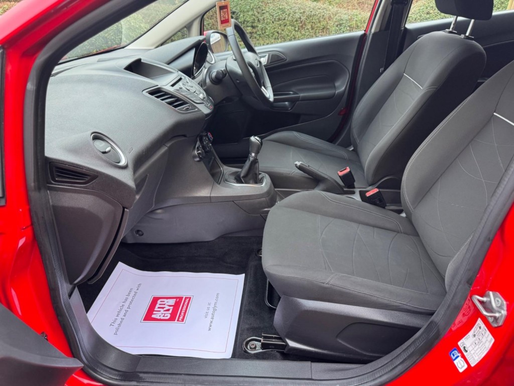 FORD FIESTA 1.5 TDCi Style Euro 6 5dr 2015