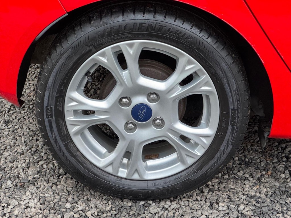 FORD FIESTA 1.5 TDCi Style Euro 6 5dr 2015