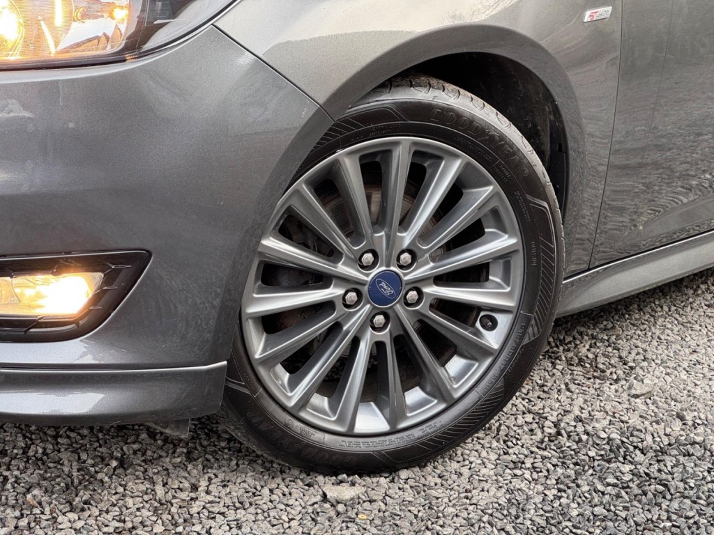 FORD FOCUS 1.5 TDCi ST-Line Euro 6 (s/s) 5dr 2018