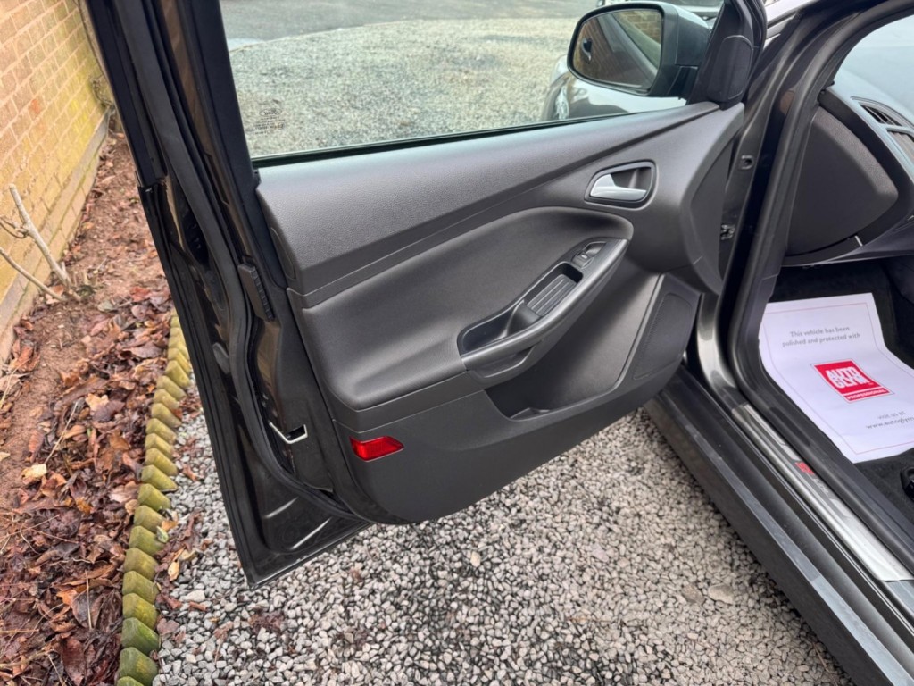 FORD FOCUS 1.5 TDCi ST-Line Euro 6 (s/s) 5dr 2018