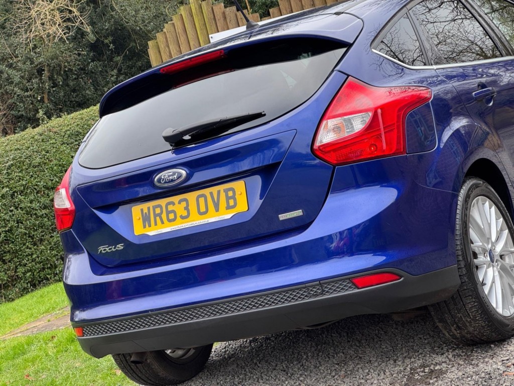 FORD FOCUS 1.0T EcoBoost Zetec Euro 5 (s/s) 5dr 2013