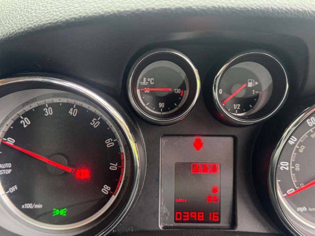 VAUXHALL MOKKA 1.6i Exclusiv 2WD Euro 6 (s/s) 5dr 2016