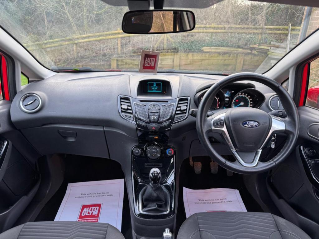 FORD FIESTA 1.25 Zetec Euro 5 5dr 2015
