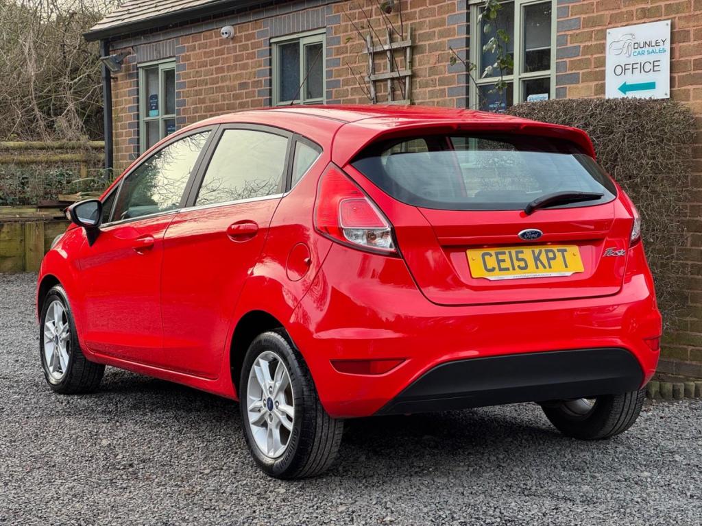 FORD FIESTA 1.25 Zetec Euro 5 5dr 2015