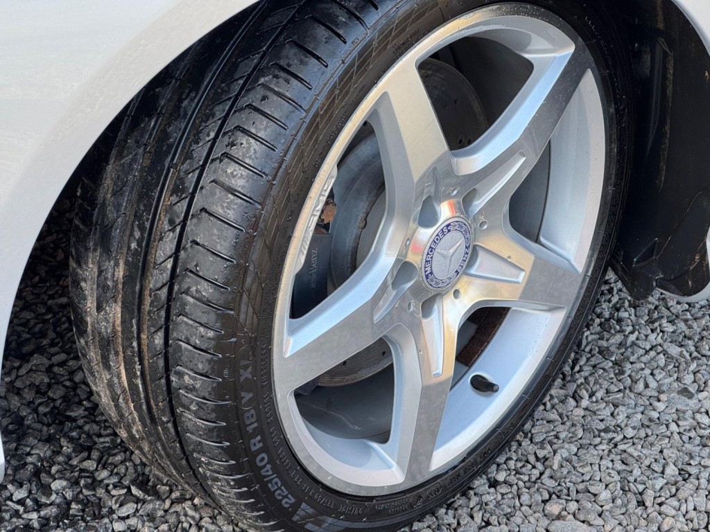 MERCEDES-BENZ SLK 1.8 SLK200 BlueEfficiency AMG Sport G-Tronic+ Euro 5 (s/s) 2dr 2011