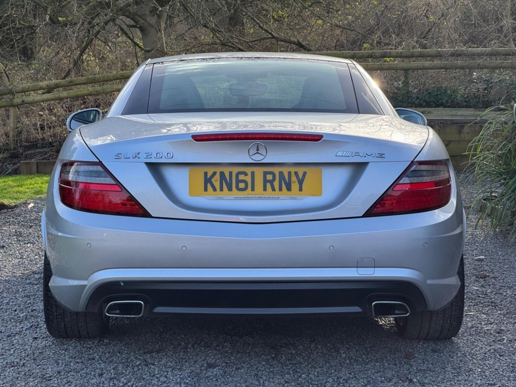 MERCEDES-BENZ SLK 1.8 SLK200 BlueEfficiency AMG Sport G-Tronic+ Euro 5 (s/s) 2dr 2011