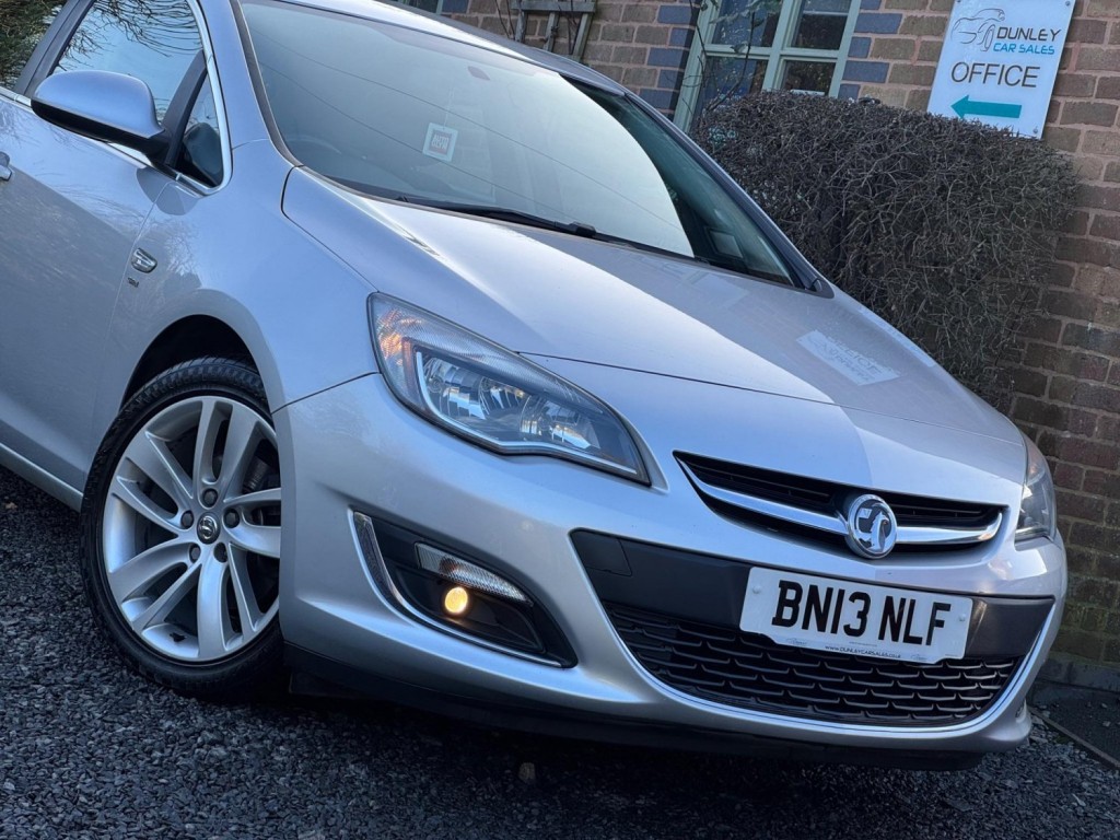 VAUXHALL ASTRA 2.0 CDTi ecoFLEX SRi Euro 5 (s/s) 5dr 2013