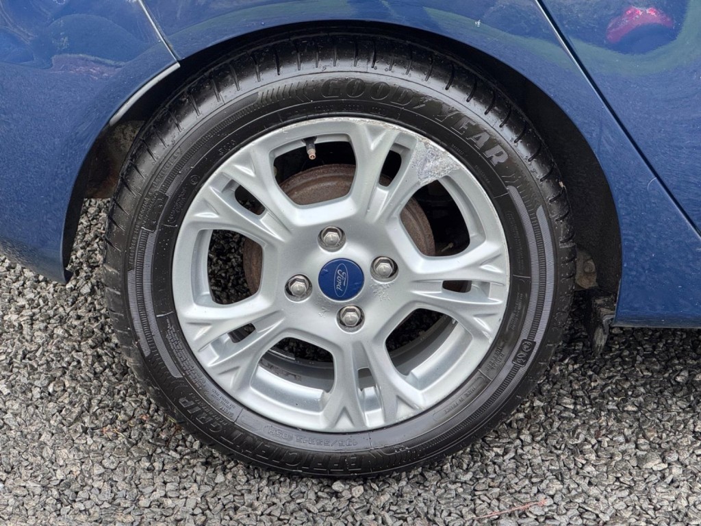 FORD FIESTA 1.5 TDCi Style Euro 6 5dr 2015