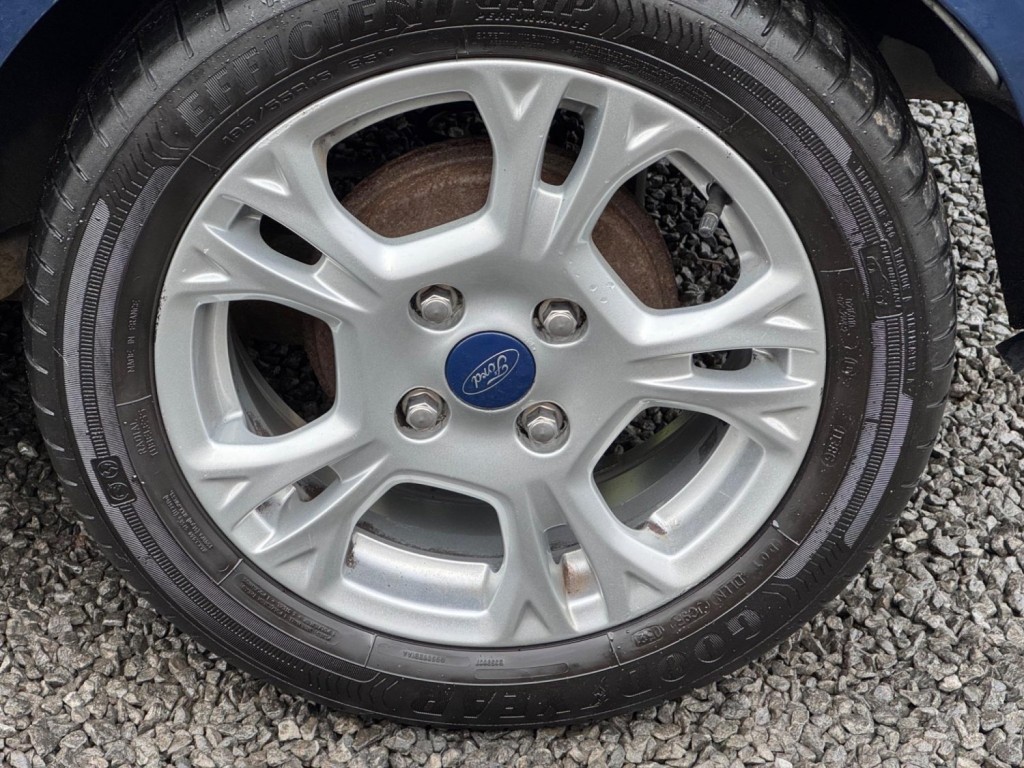 FORD FIESTA 1.5 TDCi Style Euro 6 5dr 2015