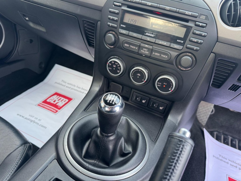 MAZDA MX-5 2.0i Sport Tech Euro 4 2dr 2010