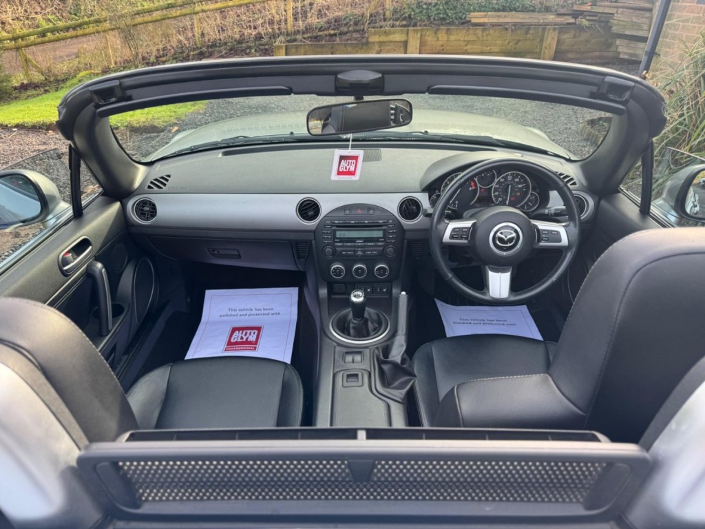 MAZDA MX-5 2.0i Sport Tech Euro 4 2dr 2010