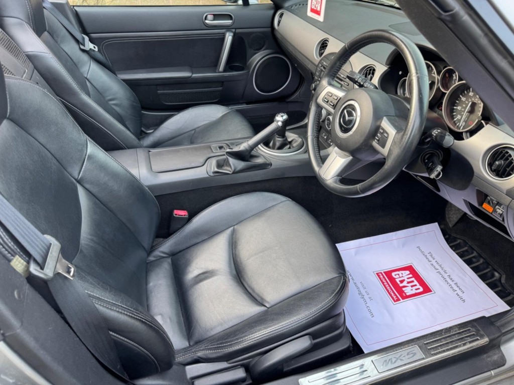 MAZDA MX-5 2.0i Sport Tech Euro 4 2dr 2010