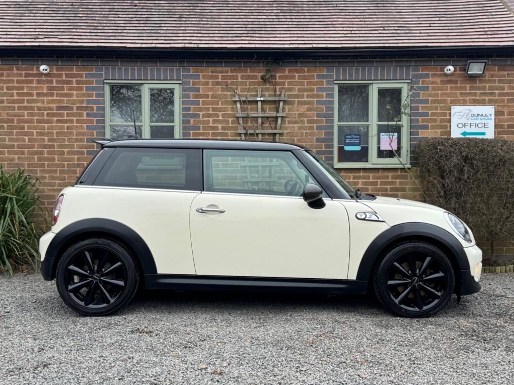 MINI HATCH 1.6 Cooper S Euro 5 (s/s) 3dr 2013