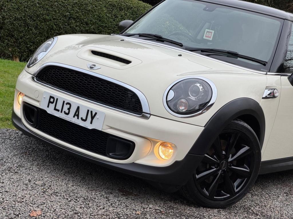 MINI HATCH 1.6 Cooper S Euro 5 (s/s) 3dr 2013