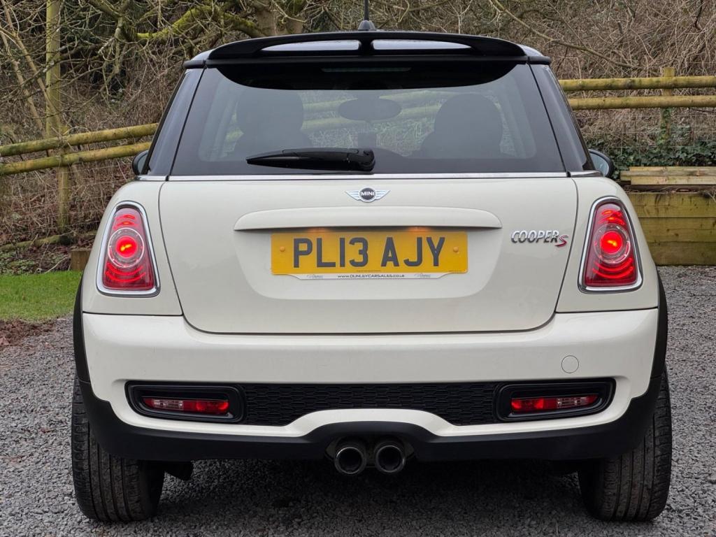 MINI HATCH 1.6 Cooper S Euro 5 (s/s) 3dr 2013