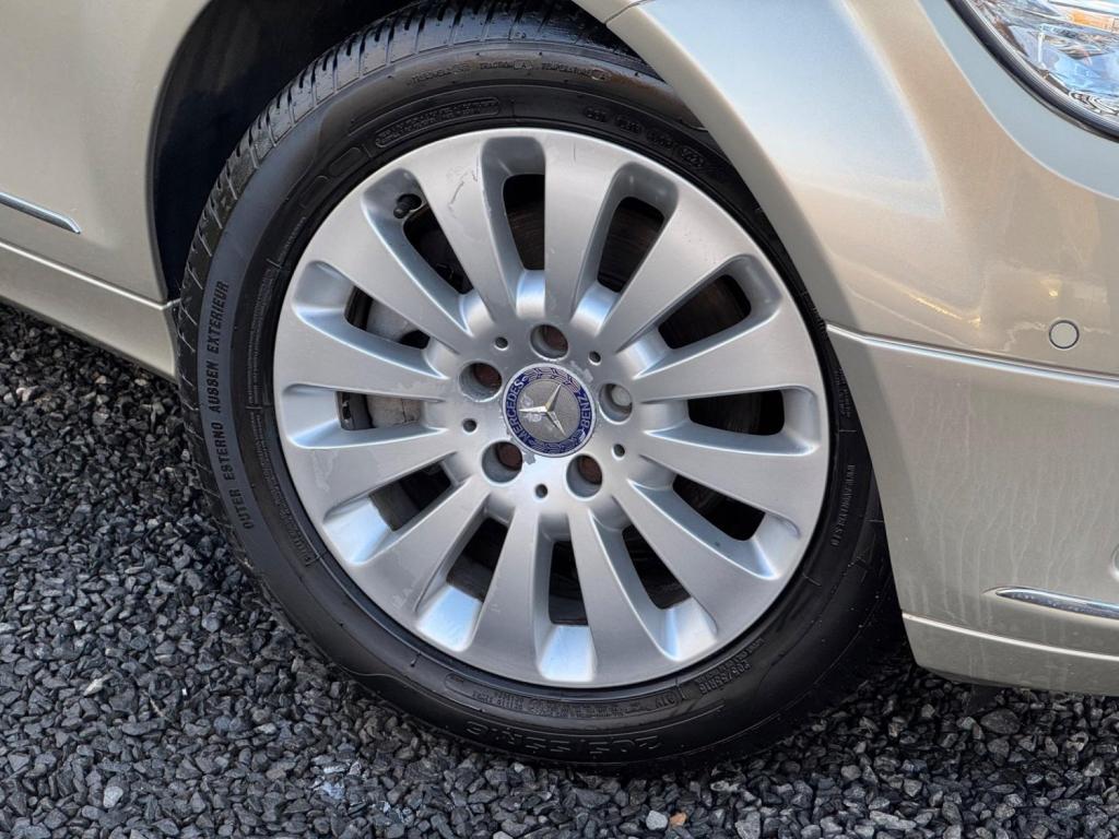 MERCEDES-BENZ C CLASS 1.8 C180 BlueEfficiency Elegance Auto Euro 5 4dr 2011